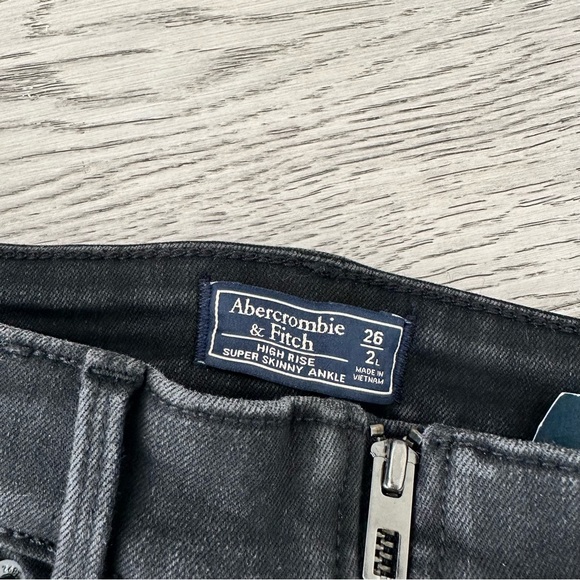 ABERCROMBIE | High Rise Super Skinny Ankle Jeans NWT - Picture 7 of 7